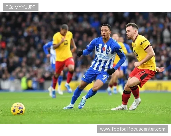 欧洲足坛转会风云再起豪门争抢新星引发赛季格局巨大变动前景堪忧